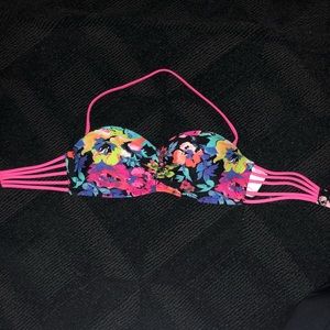 Xhilaration floral bikini top